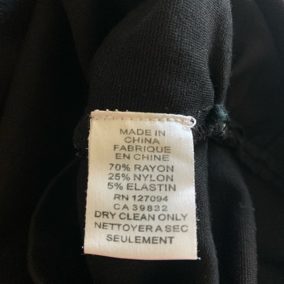 Liakes Black Off shoulder Dress - Picture 5 of 5